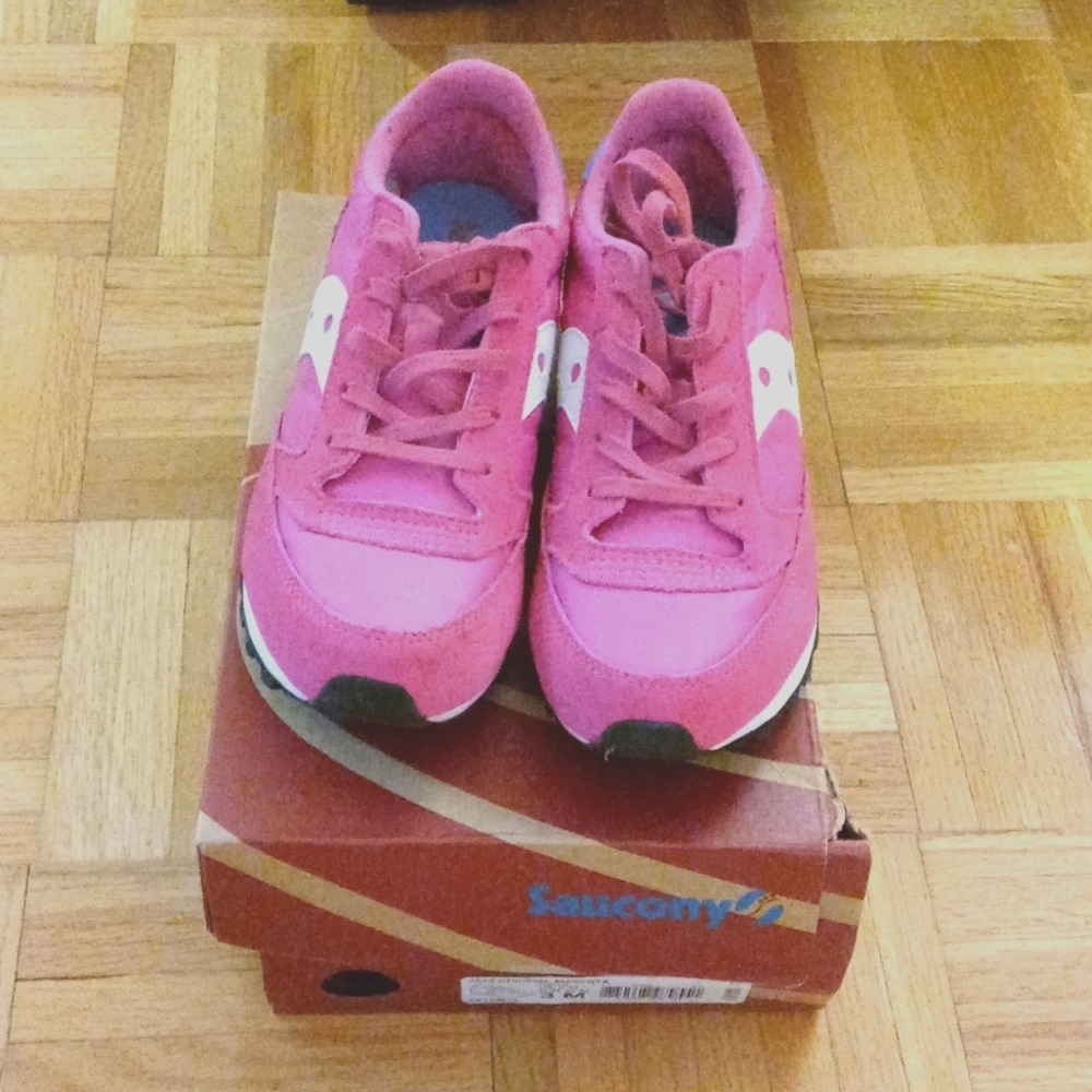 Girls Pink Saucony sneakers - Size 3